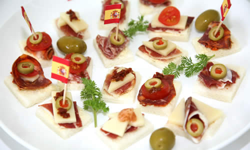 500_oneplate_pinchos.jpg