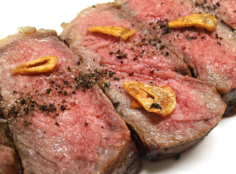 肉感と溢れだすジューシーな旨味をお楽しみください♪