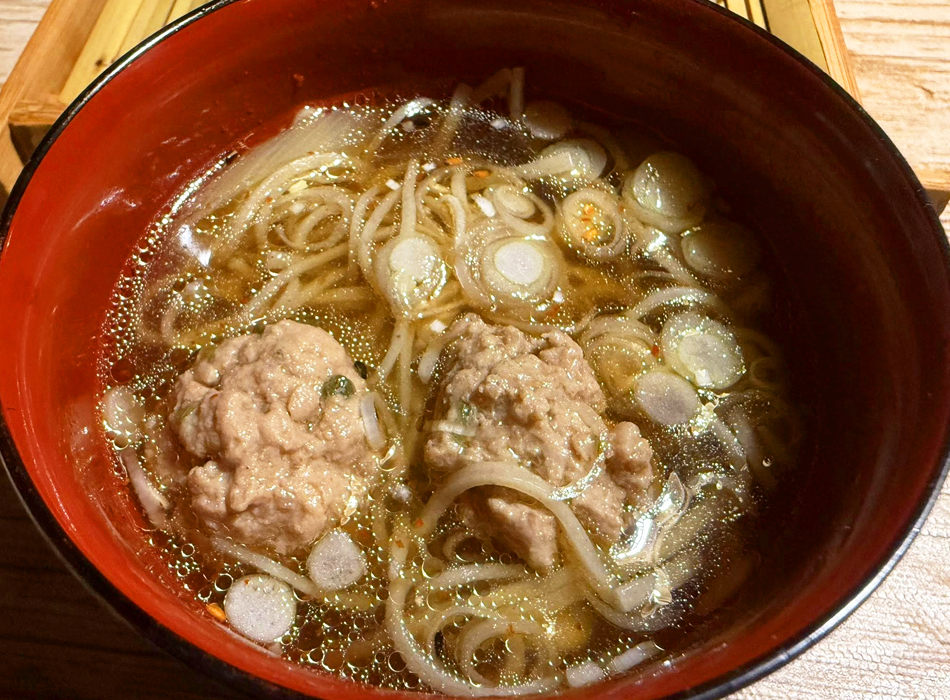 なべもの〆の蕎麦もワンランク上の味わいです