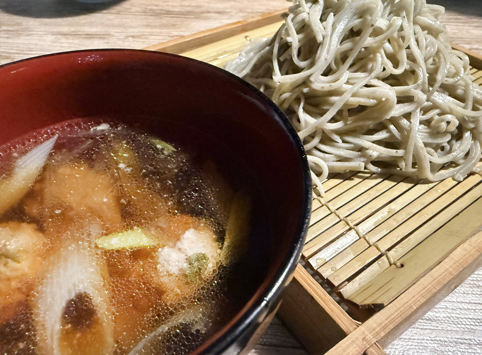 つけ蕎麦の汁の具材としても使えます