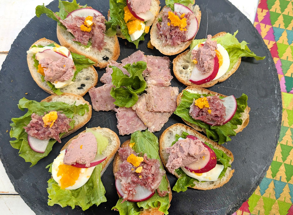 バケットにのせてカナッペ風にしても楽しめます